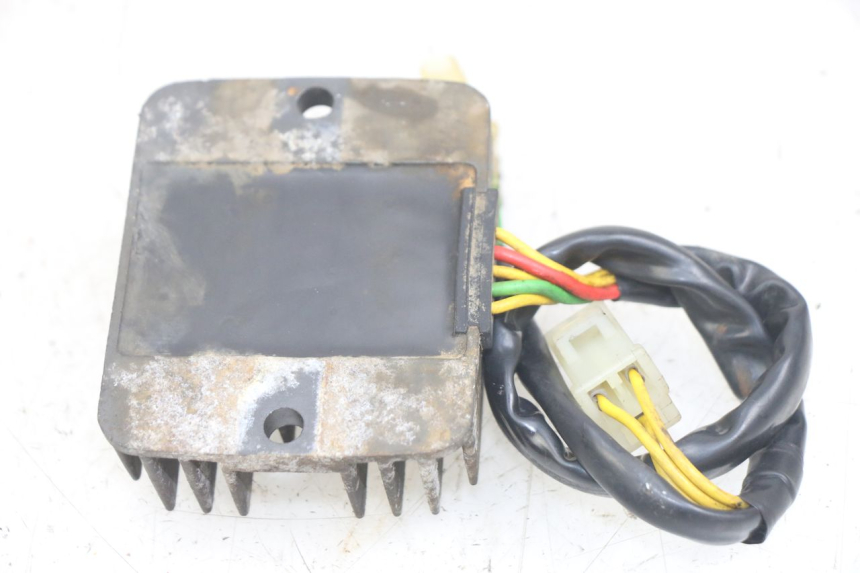 photo de REGULATOR ŁADOWANIA HONDA CA REBEL 125 (1995 - 2001) - Zoom stanu zużycia