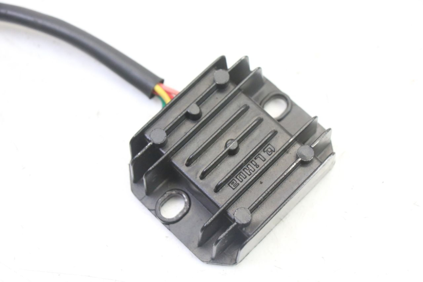 photo de REGULATOR ŁADOWANIA ORCAL CAVARO 4T 50 (2019 - 2023) - Szczegół części