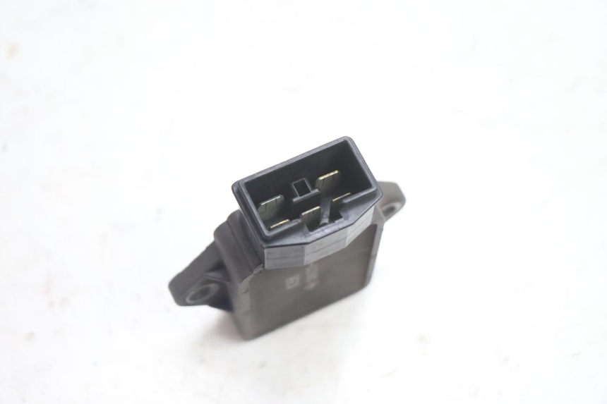 photo de REGULATOR ŁADOWANIA HONDA CB TWO FIFTY 250 (1991 - 2002) - Widok ogólny