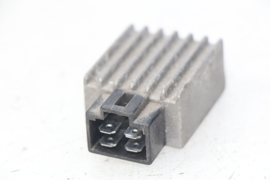 photo de REGULATOR ŁADOWANIA TNT MOTOR CITY 50 (2007 - 2018) - Szczegół części