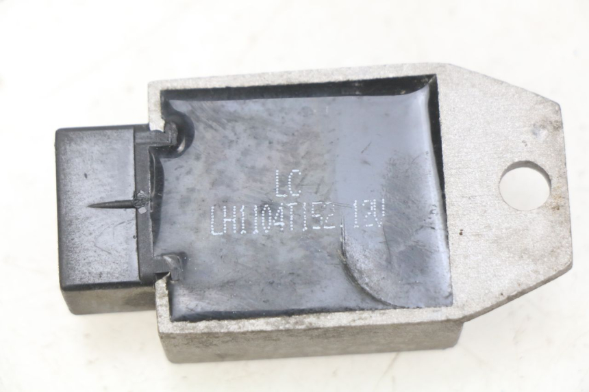 photo de REGULATOR ŁADOWANIA TNT MOTOR CITY 50 (2007 - 2018) - Zoom stanu zużycia