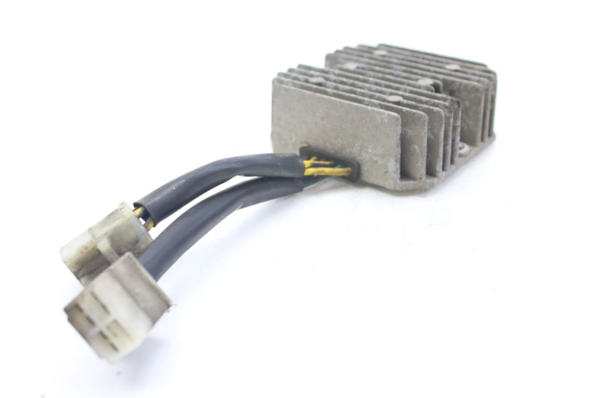 photo de REGULATOR ŁADOWANIA SYM CITYCOM CITY COM 125 (2009 - 2014) - Zoom stanu zużycia