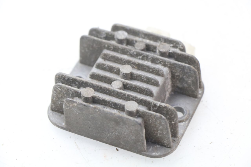 photo de REGULATOR ŁADOWANIA REVATTO CITYONE 50 (2006 - 2008) - Widok główny