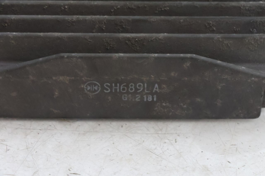 photo de REGULATOR ŁADOWANIA PEUGEOT CITYSTAR 125 (2011 - 2017) - Inny kąt widzenia