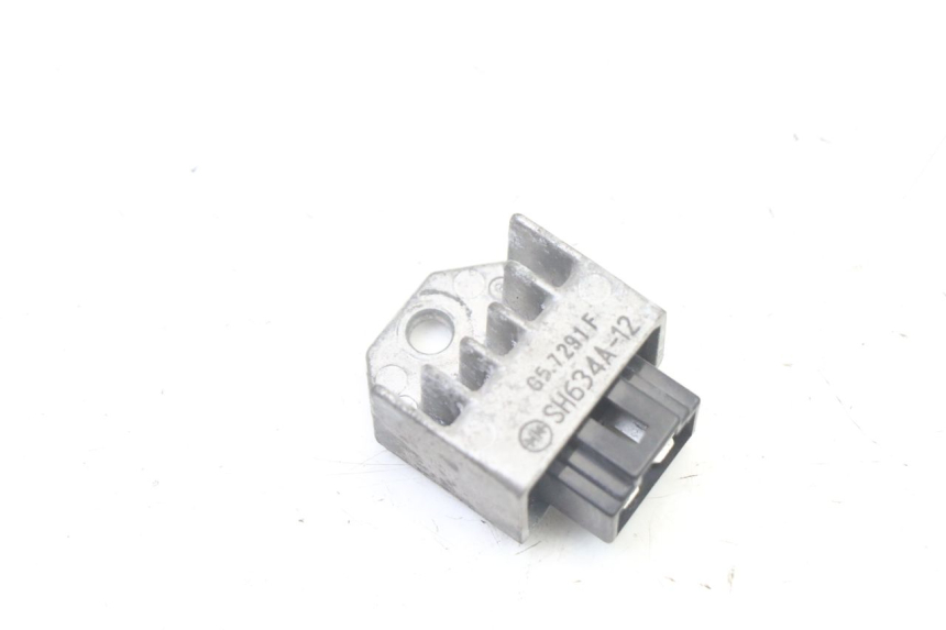 photo de REGULATOR ŁADOWANIA PEUGEOT CITYSTAR 50 (2013 - 2017) - Szczegół części