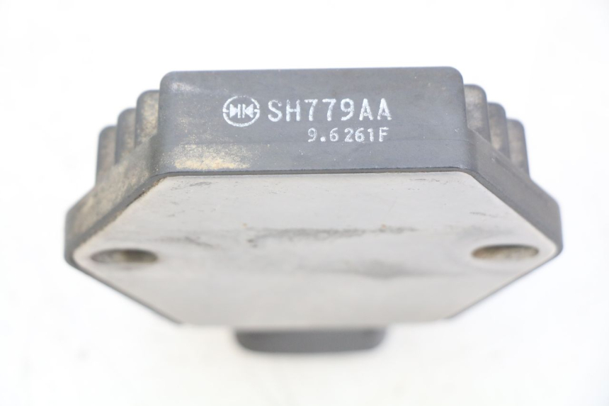 photo de REGULATOR ŁADOWANIA HONDA CRF CR-F 450 (2009 - 2012) - Inny kąt widzenia