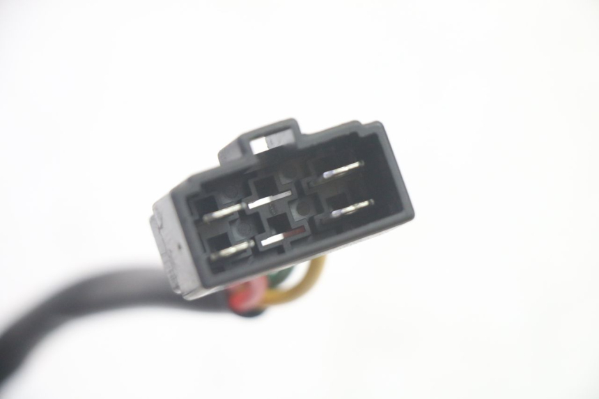 photo de REGULATOR ŁADOWANIA SYM CROX 4T 50 (2016 - 2023) - Zbliżenie techniczne