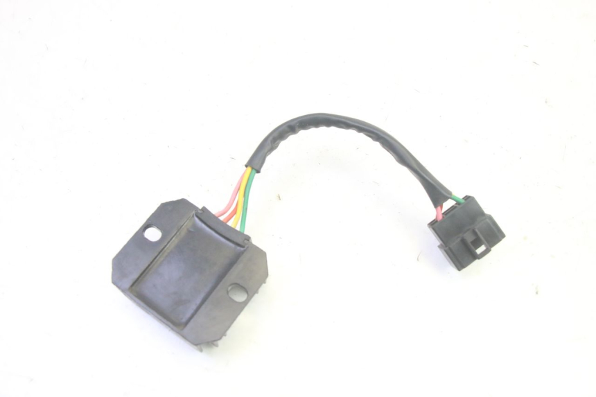 photo de REGULATOR ŁADOWANIA SYM CROX 4T 50 (2016 - 2023) - Inny kąt widzenia