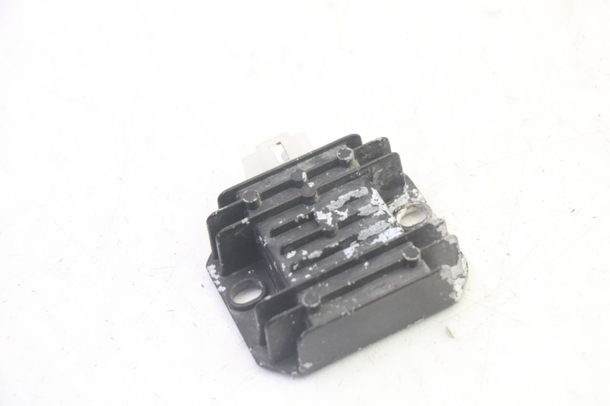 photo de REGULATOR ŁADOWANIA LONGJIA DIGITA 4T 50 (2019 - 2022) - Szczegół części