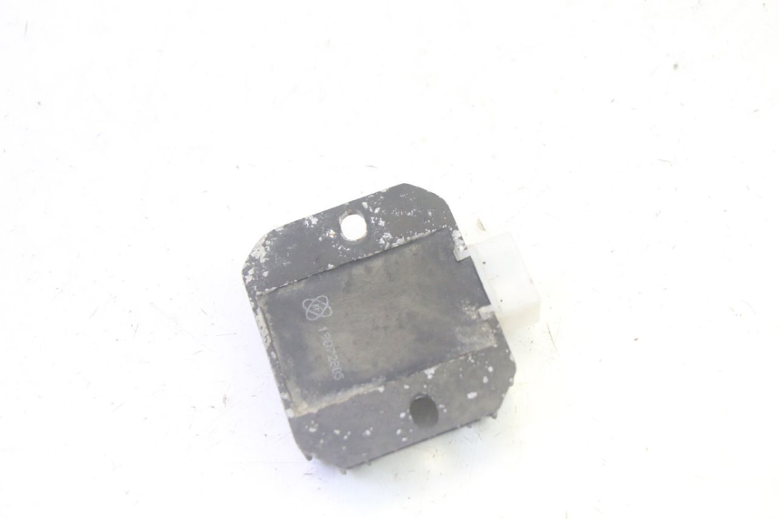 photo de REGULATOR ŁADOWANIA LONGJIA DIGITA 4T 50 (2019 - 2022) - Zbliżenie techniczne