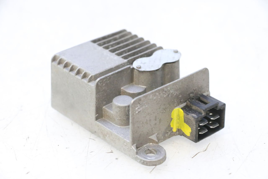 photo de REGULATOR ŁADOWANIA WAYSCRAL E-START 1 (2018 - 2022) - Zbliżenie techniczne
