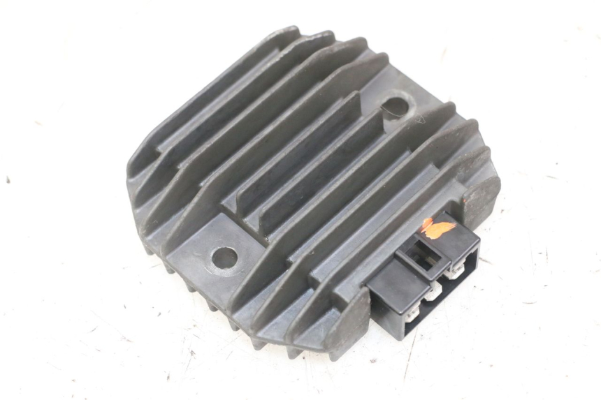 photo de REGULATOR ŁADOWANIA PEUGEOT ELYSTAR 125 (2002 - 2007) - Widok główny