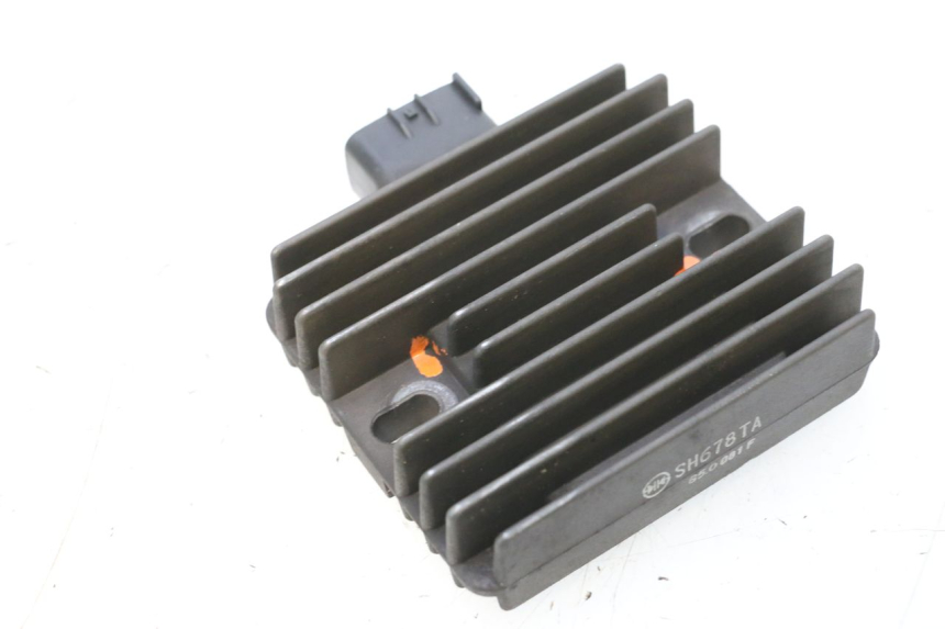 photo de REGULATOR ŁADOWANIA KAWASAKI ER-6 ER6 F ABS 650 (2012 - 2016) - Widok ogólny