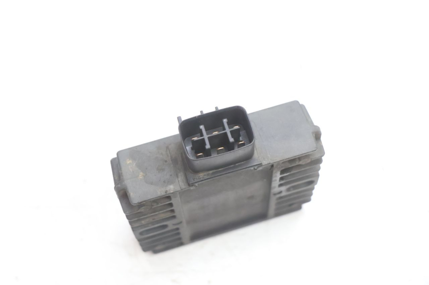 photo de REGULATOR ŁADOWANIA KAWASAKI ER-6 ER6 N 650 (2005 - 2009) - Inny kąt widzenia