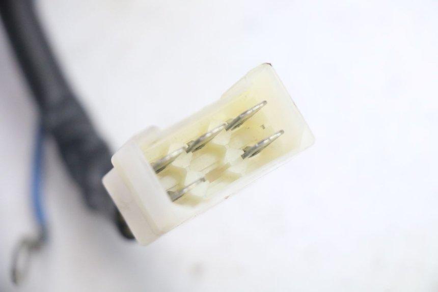 photo de REGULATOR ŁADOWANIA APRILIA ETX 125 (1998 - 2002) - Zbliżenie techniczne