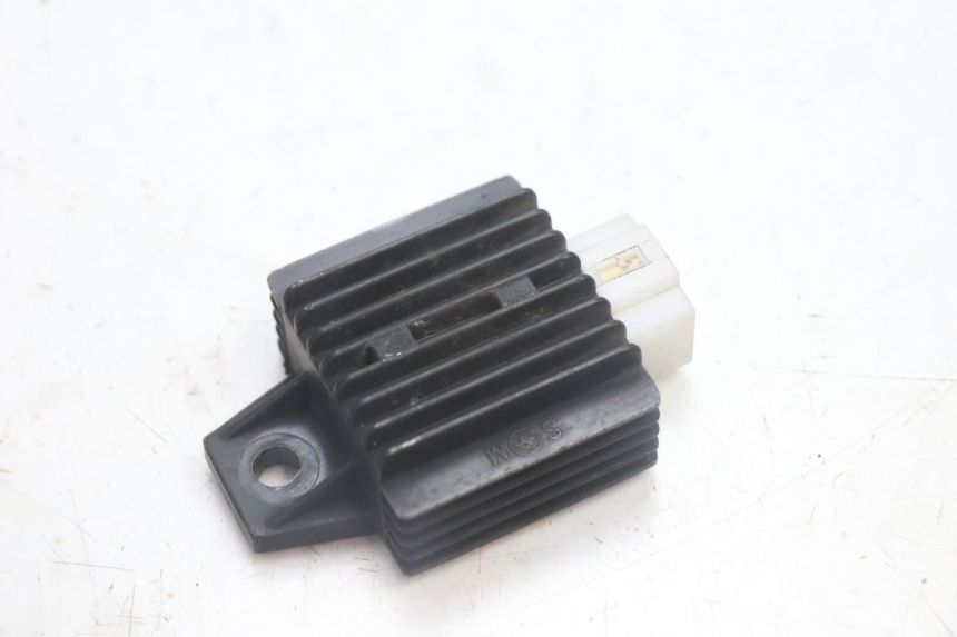 photo de REGULATOR ŁADOWANIA JM MOTORS EVOLIS 4T 50 (2018 - 2022) - Szczegół części