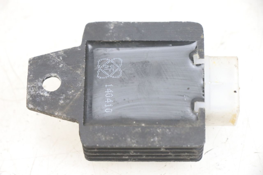 photo de REGULATOR ŁADOWANIA TNT MOTOR FASTINO 4T 50 (2013 - 2019) - Zoom stanu zużycia