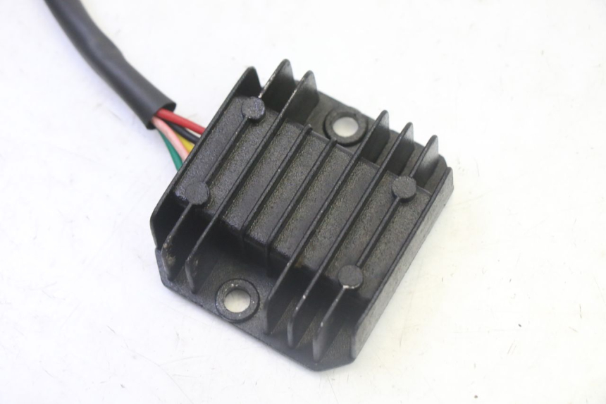 photo de REGULATOR ŁADOWANIA STAHO FH 50 (2018 - 2019) - Szczegół części