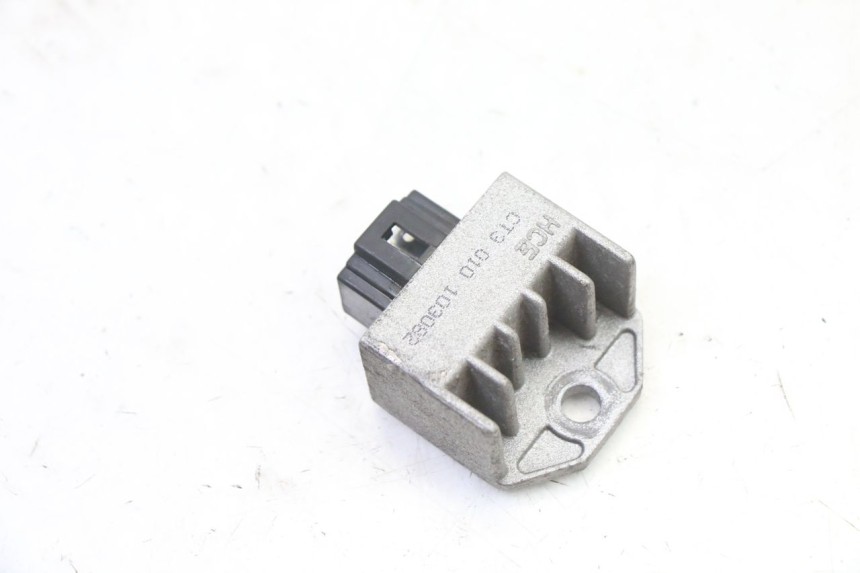 photo de REGULATOR ŁADOWANIA SYM FIDDLE 2 S 125 (2012 - 2014) - Szczegół części