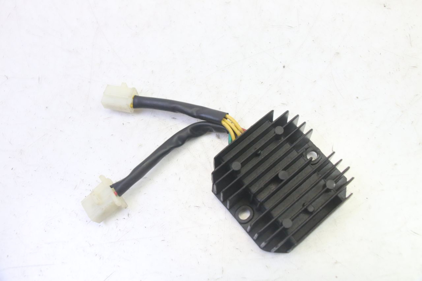 photo de REGULATOR ŁADOWANIA SYM FIDDLE 3 III 125 (2014 - 2020) - Widok główny