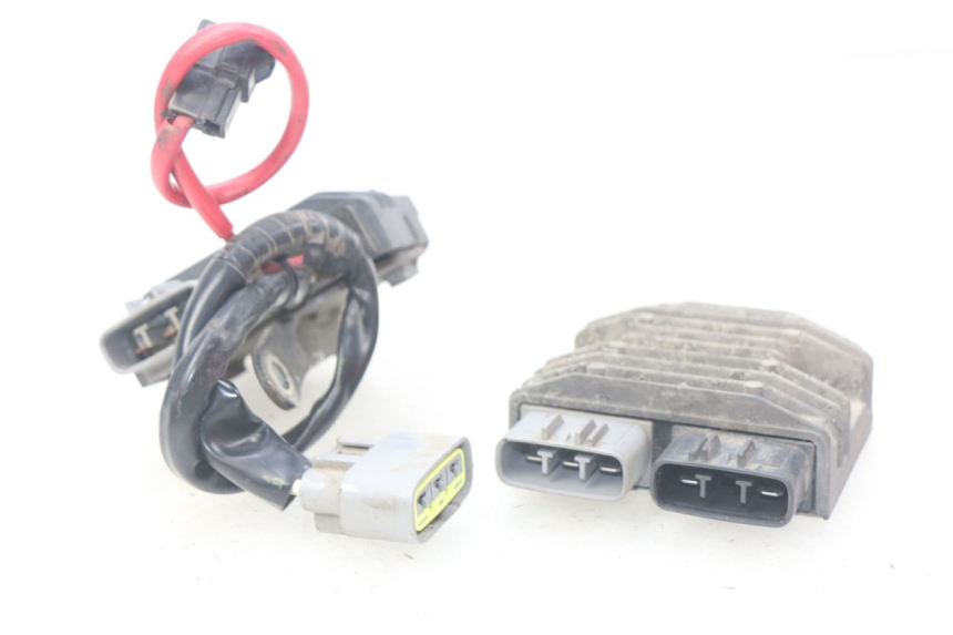 photo de REGULATOR ŁADOWANIA YAMAHA FJR ABS 1300 (2006 - 2012) - Inny kąt widzenia