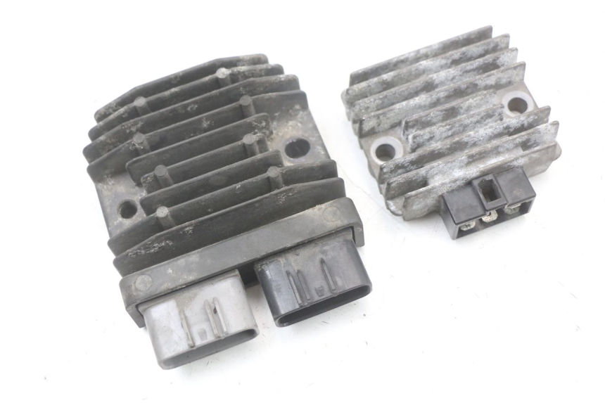 photo de REGULATOR ŁADOWANIA YAMAHA FJR ABS 1300 (2006 - 2012) - Widok główny