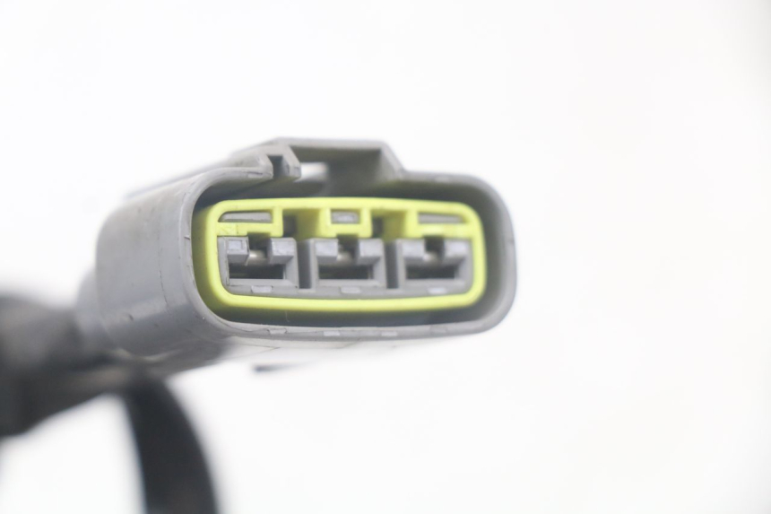 photo de REGULATOR ŁADOWANIA YAMAHA FJR ABS 1300 (2006 - 2012) - Stan powierzchni