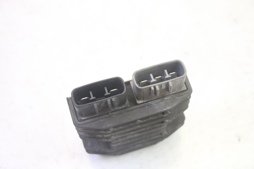 photo de REGULATOR ŁADOWANIA YAMAHA FJR ABS 1300 (2006 - 2012) - Oznaczenia i referencje