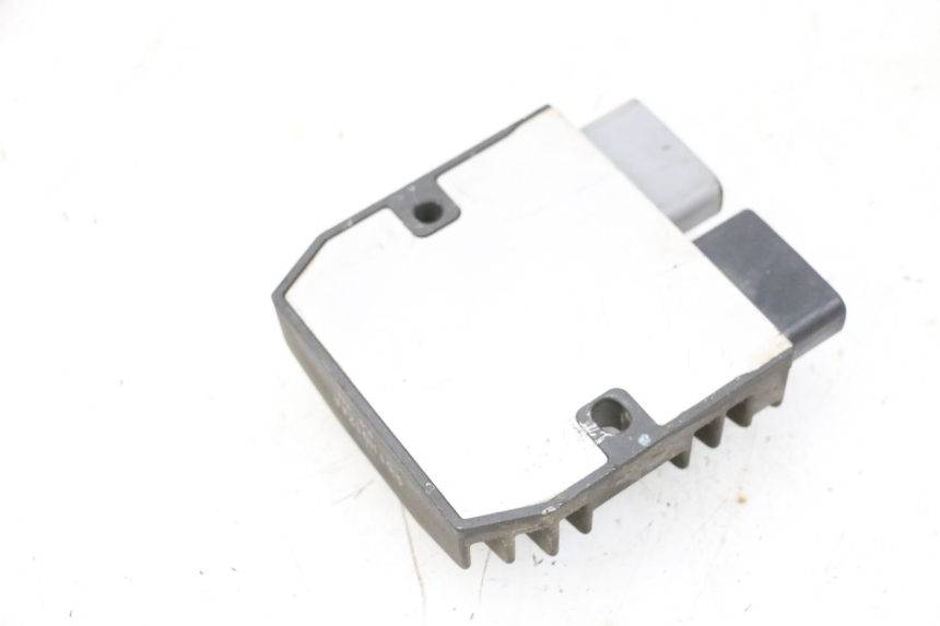 photo de REGULATOR ŁADOWANIA YAMAHA FJR ABS 1300 (2006 - 2012) - Część sprawdzona