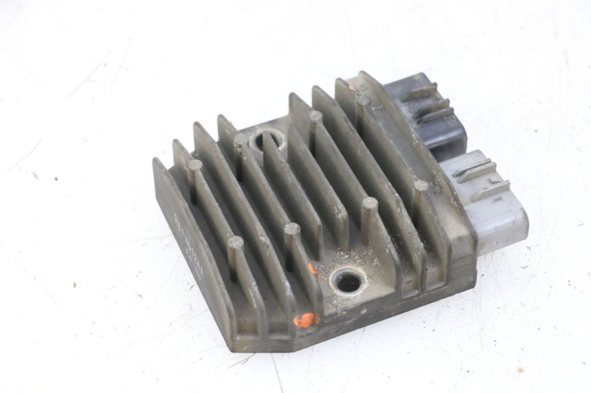 photo de REGULATOR ŁADOWANIA YAMAHA FJR ABS 1300 (2006 - 2012) - Oznaczenia i referencje