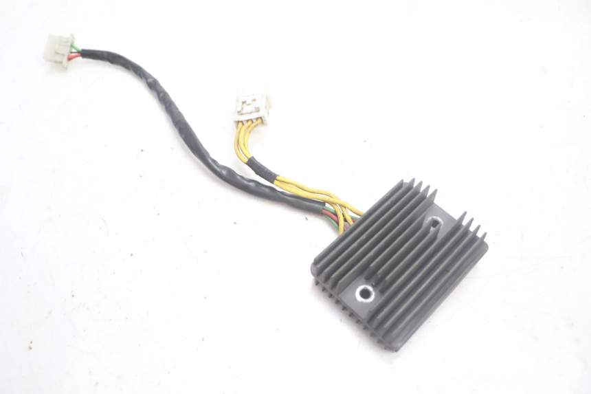 photo de REGULATOR ŁADOWANIA HONDA FJS SILVER WING SILVERWING 400 (2005 - 2008) - Widok główny