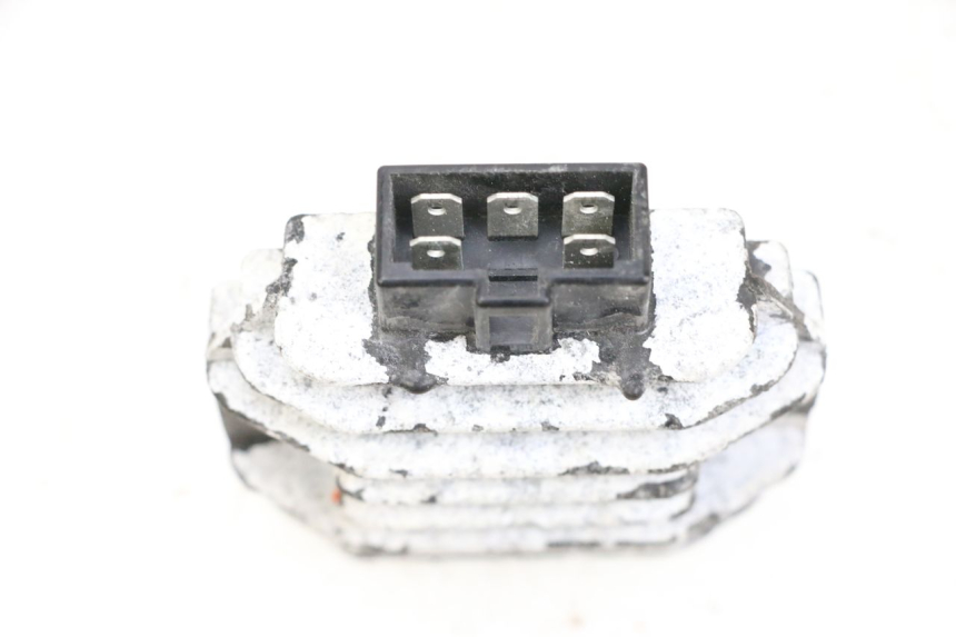 photo de REGULATOR ŁADOWANIA MBK FLAME X 125 (2007 - 2016) - Zoom stanu zużycia