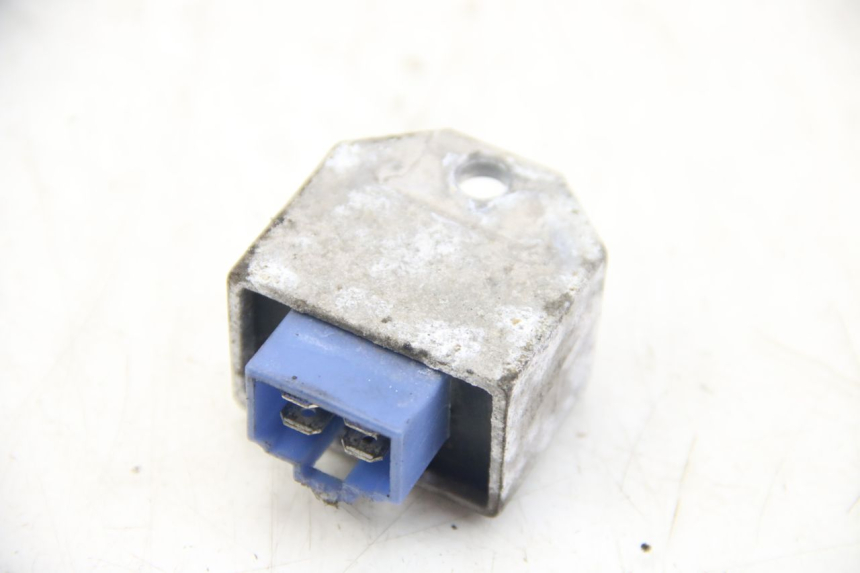 photo de REGULATOR ŁADOWANIA MBK FLIPPER 50 (2004 - 2012) - Zoom stanu zużycia