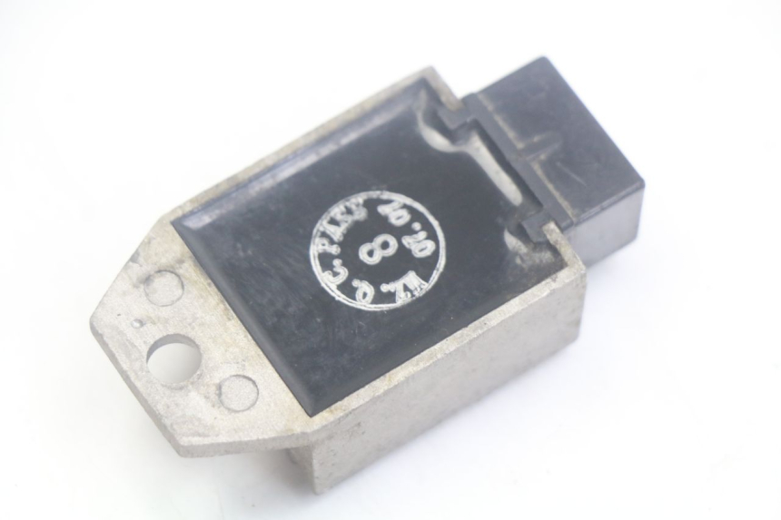 photo de REGULATOR ŁADOWANIA BAOTIAN FRESH 50 (2004 - 2012) - Zoom stanu zużycia