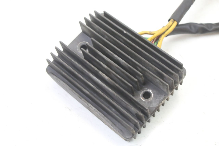 photo de REGULATOR ŁADOWANIA GILERA NEXUS 300 (2008 - 2013) - Szczegół części