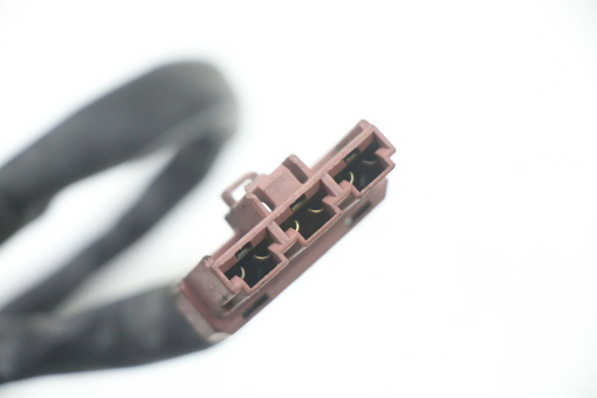 photo de REGULATOR ŁADOWANIA GILERA NEXUS 300 (2008 - 2013) - Inny kąt widzenia