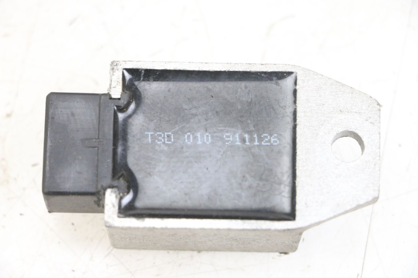 photo de REGULATOR ŁADOWANIA GOES WIKI 125 (2010 - 2015) - Zoom stanu zużycia