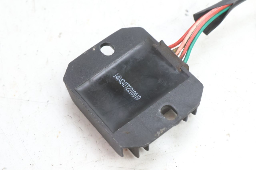 photo de REGULATOR ŁADOWANIA NECO GPX LC 2T 50 (2014 - 2018) - Zbliżenie techniczne