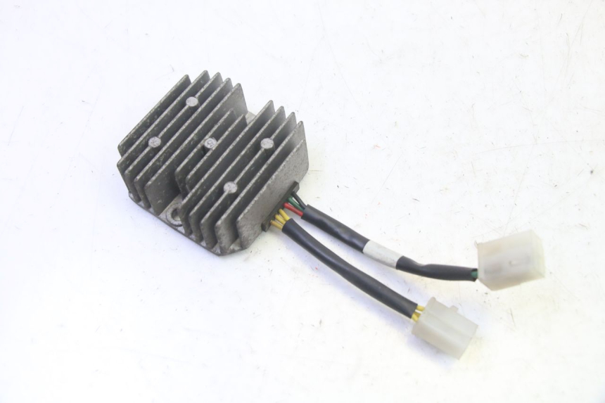 photo de REGULATOR ŁADOWANIA KYMCO GRAND DINK 125 (2002 - 2007) - Szczegół części