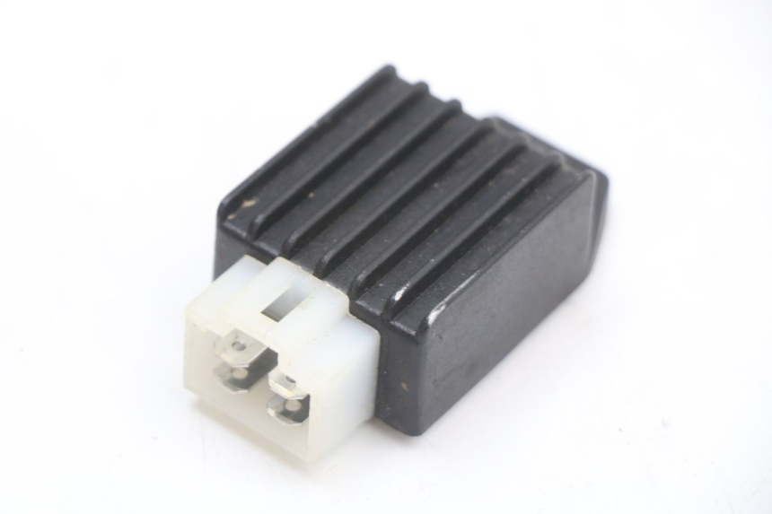 photo de REGULATOR ŁADOWANIA TNT MOTOR GRIDO 2T 50 (2010 - 2019) - Widok główny