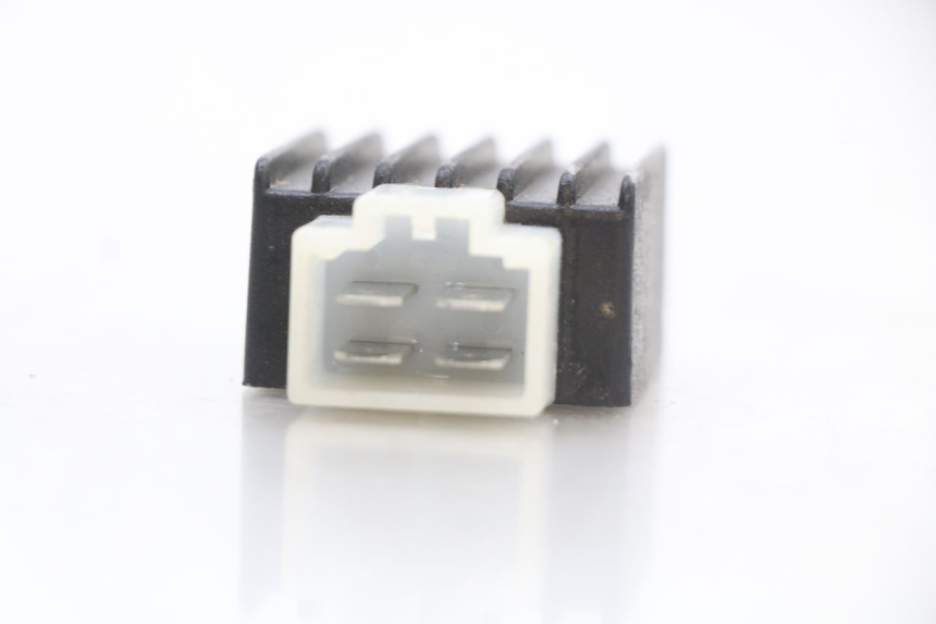 photo de REGULATOR ŁADOWANIA TNT MOTOR GRIDO 2T 50 (2010 - 2019) - Inny kąt widzenia