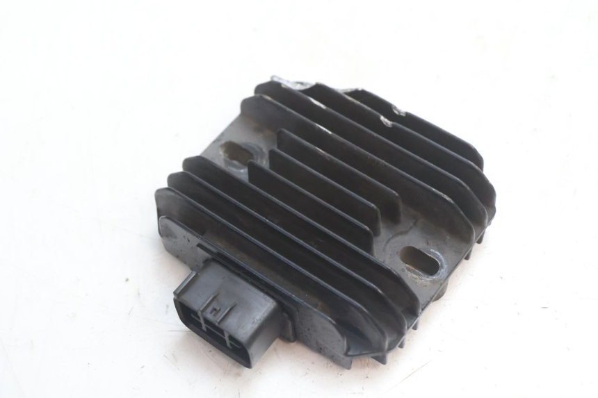 photo de REGULATOR ŁADOWANIA SUZUKI GSR 600 (2005 - 2012) - Widok główny