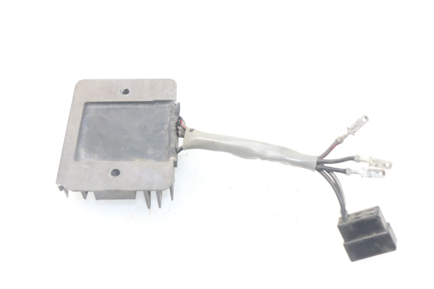 photo de REGULATOR ŁADOWANIA SUZUKI GSX-R GSXR 600 (2001 - 2003) - Zoom stanu zużycia