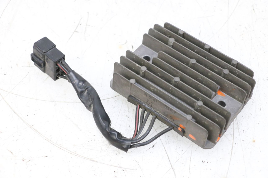 photo de REGULATOR ŁADOWANIA SUZUKI GSXR GSX-R 1000 (2003 - 2004) - Widok główny