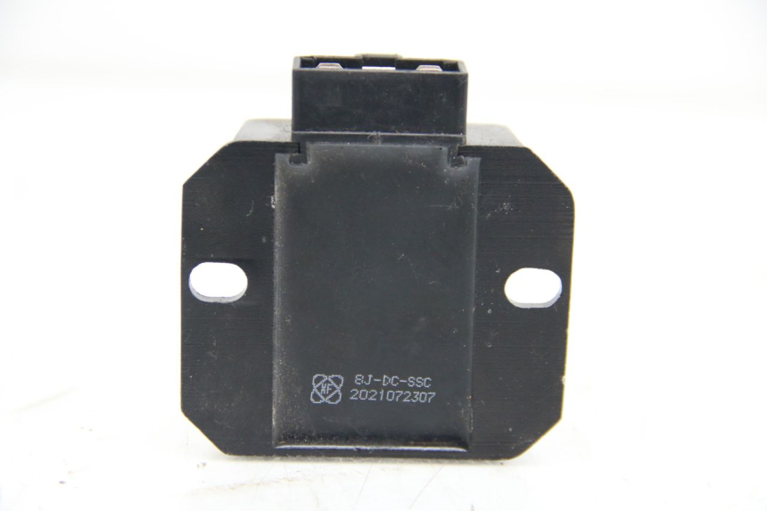 photo de REGULATOR ŁADOWANIA JM MOTORS GT LINE 4T 50 (2021 - 2023) - Zoom stanu zużycia