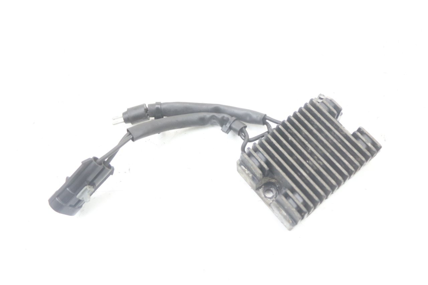 photo de REGULATOR ŁADOWANIA HARLEY DAVIDSON SPORTSTER XL CUSTOM 883 (1999 - 2006) - Zoom stanu zużycia