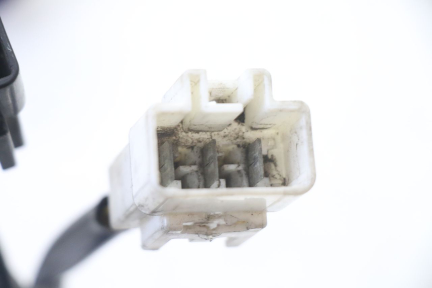 photo de REGULATOR ŁADOWANIA HONDA FES S-WING SWING ABS 125 (2007 - 2015) - Widok ogólny