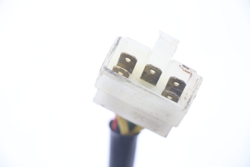 photo de REGULATOR ŁADOWANIA HONDA MTX TC02 125 (1987 - 1989) - Inny kąt widzenia