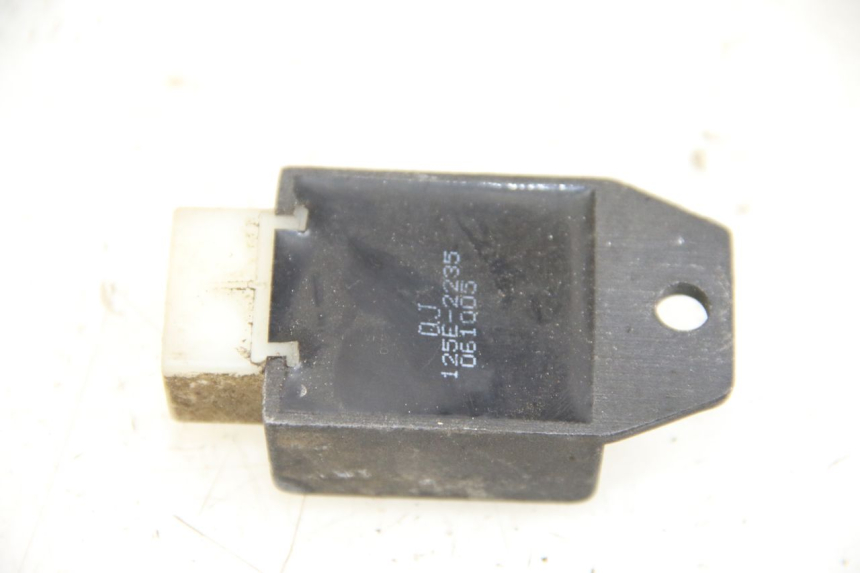 photo de REGULATOR ŁADOWANIA KEEWAY HURRICANE 50 (2006 - 2019) - Zoom stanu zużycia