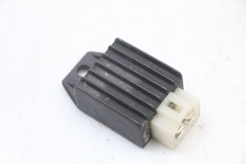 photo de REGULATOR ŁADOWANIA KEEWAY HURRICANE 50 (2006 - 2019) - Widok główny